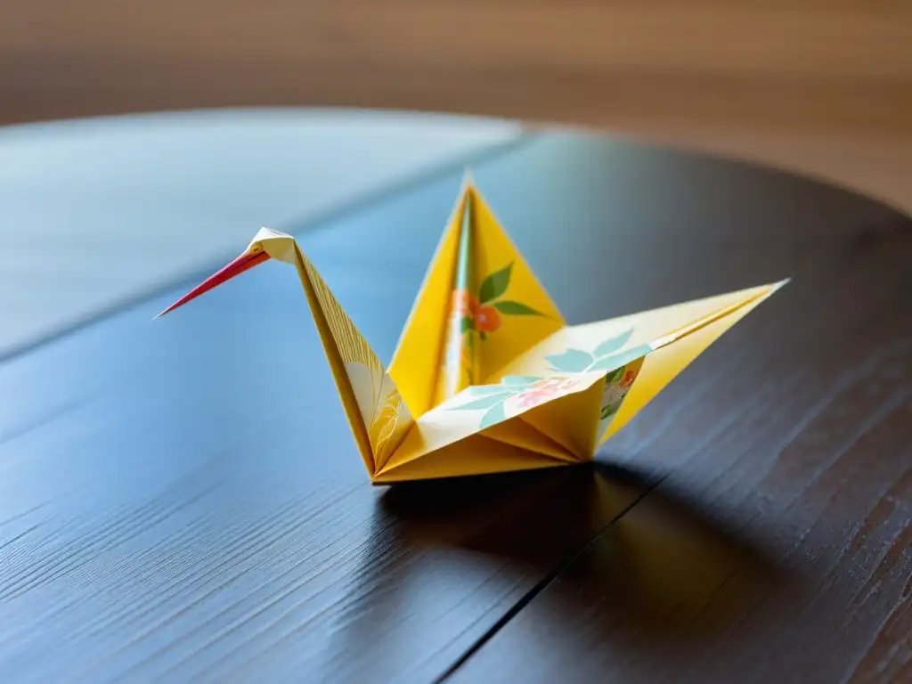 Una grulla de origami delicadamente plegada con papel washi japonés, resaltando la artesanía y precisión