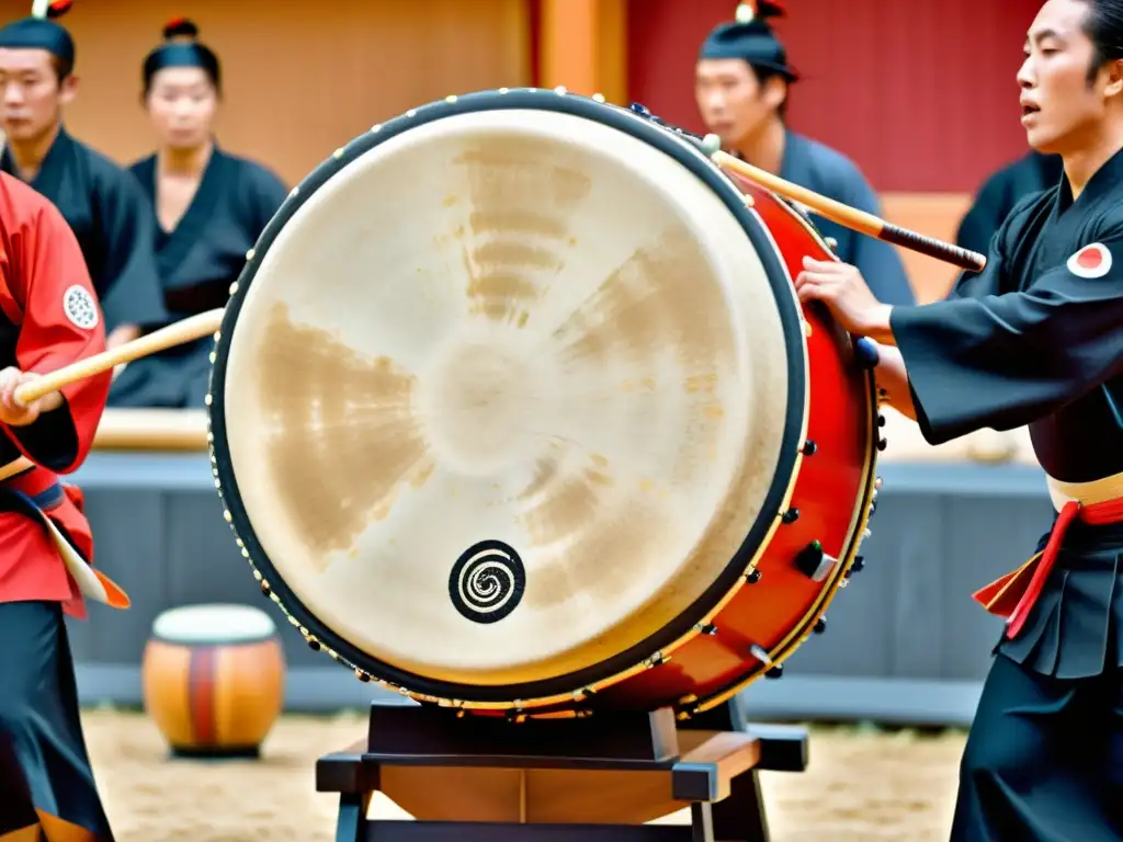 Intenso festival japonés de taiko: la historia y técnica del taiko japonés se muestra en el dinámico toque del tambor durante un festival vibrante