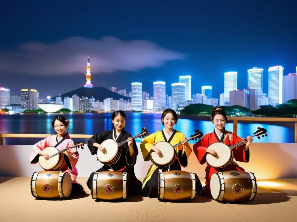 Innovación y tradición música pop japonesa: Jóvenes músicos en atuendos tradicionales japoneses tocan instrumentos como el shamisen y tambores taiko, en una ciudad moderna con luces de neón y rascacielos de fondo, fusionando música tradicional y contemporánea