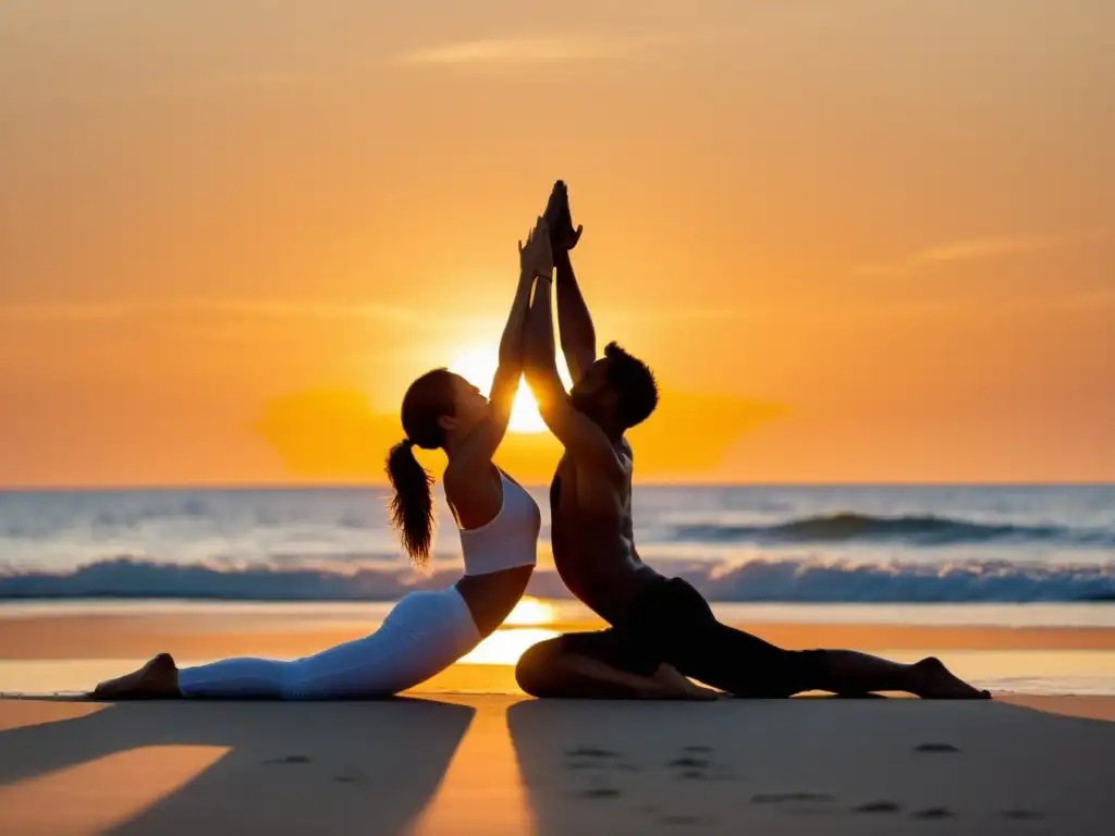 Una pareja practica yoga en la playa al atardecer, creando una conexión profunda y confianza mutua en una atmósfera romántica y serena