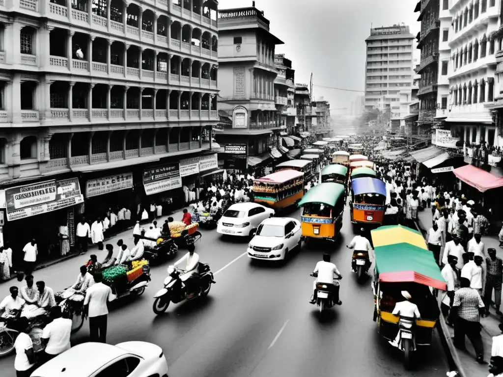 Una vibrante calle de Mumbai, India, con arquitectura tradicional y moderna, gente vestida con sarees y kurtapajamas, rickshaws, coches y bicicletas