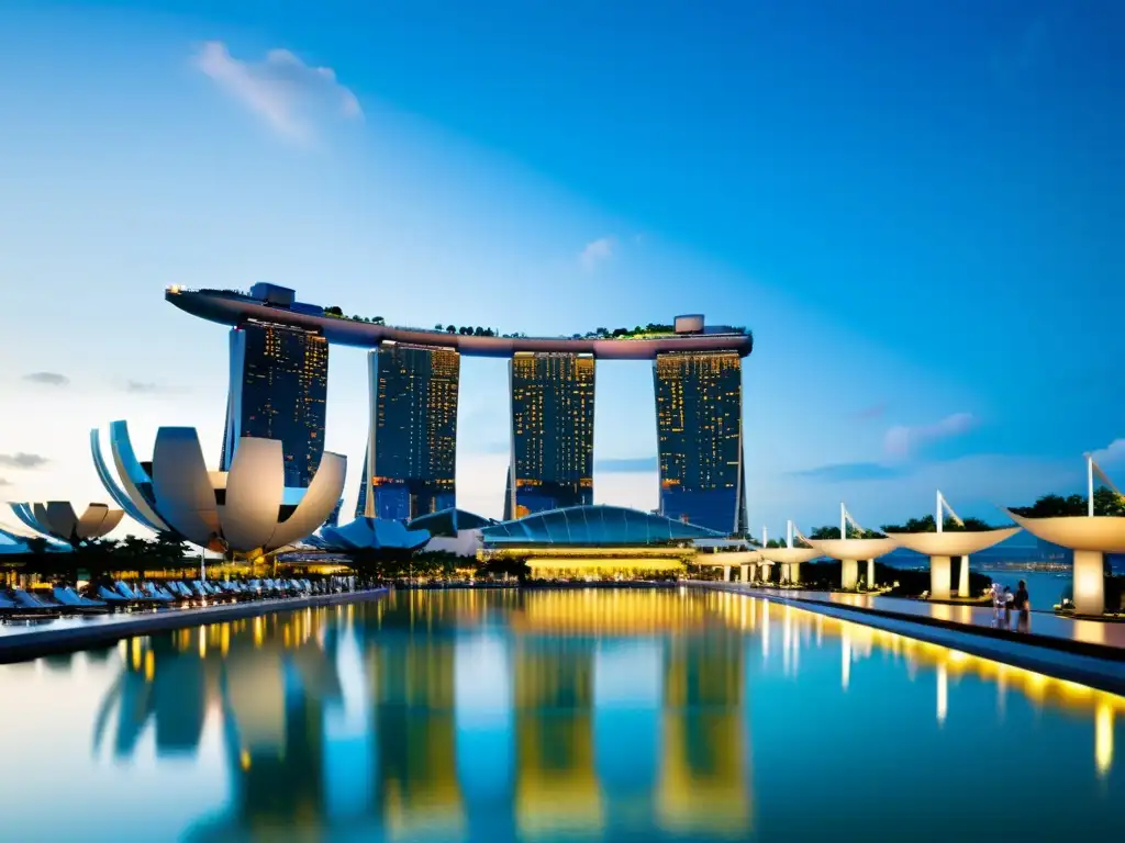 Vista nocturna del lujoso hotel Marina Bay Sands en Singapur, con su impresionante infinity pool y oasis urbano en la azotea